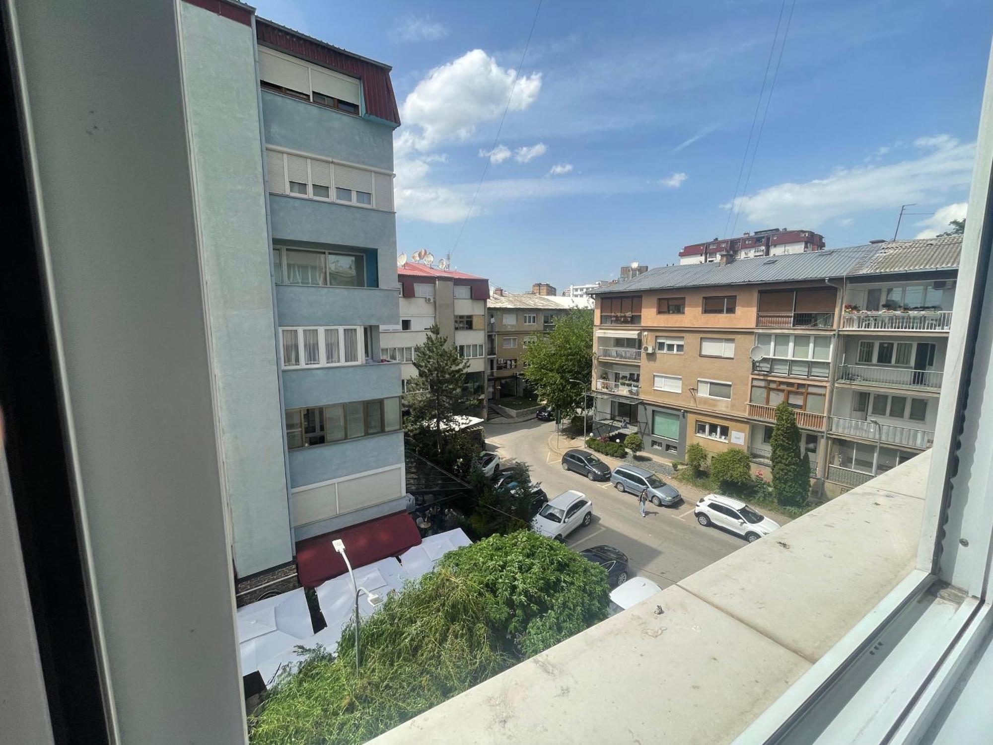 Shesh Hostel Pristina Exterior photo